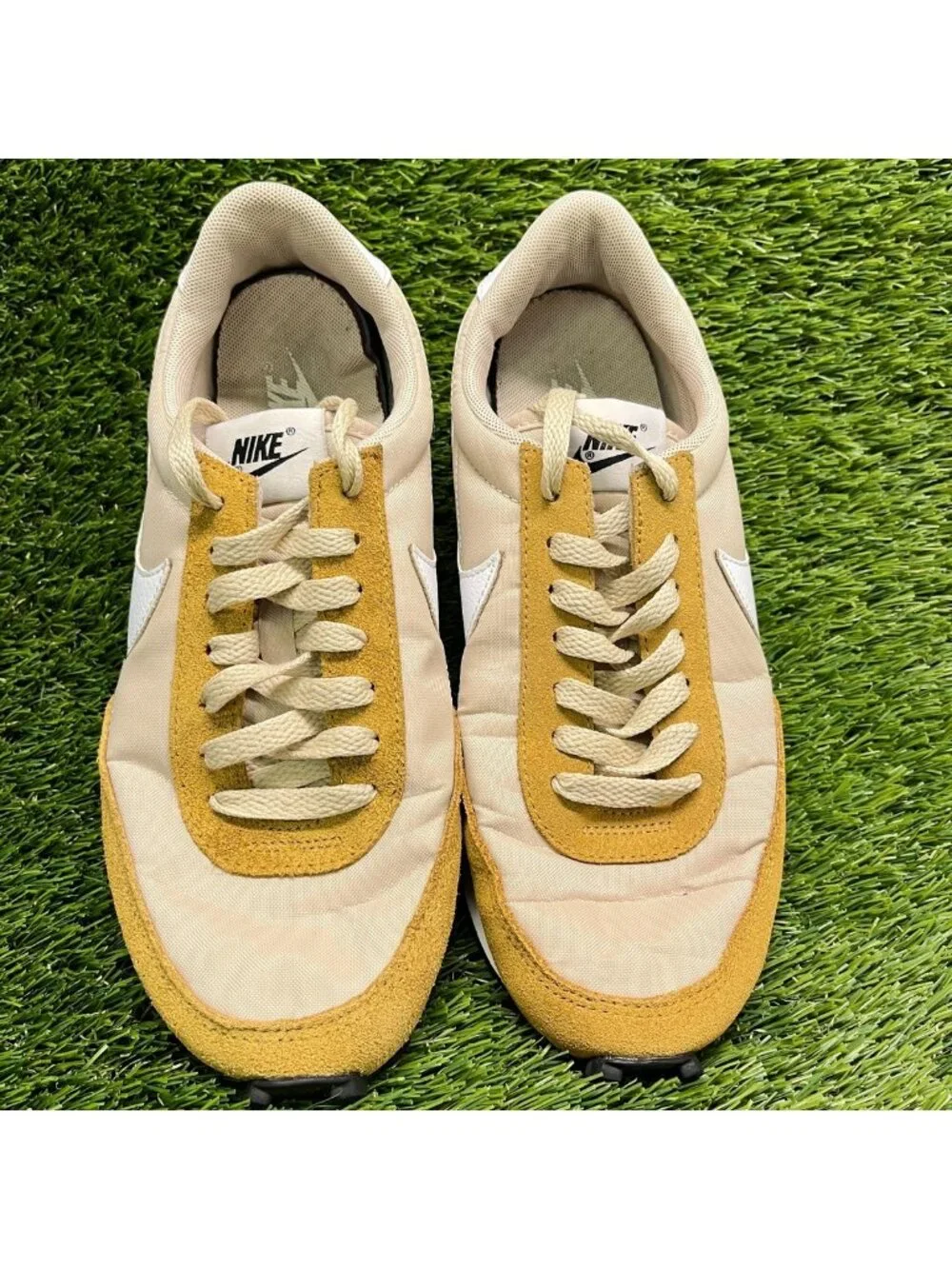 Nike Daybreak Womens Size 6.5 Beige Brown White Athletic Running Shoes Sneakers